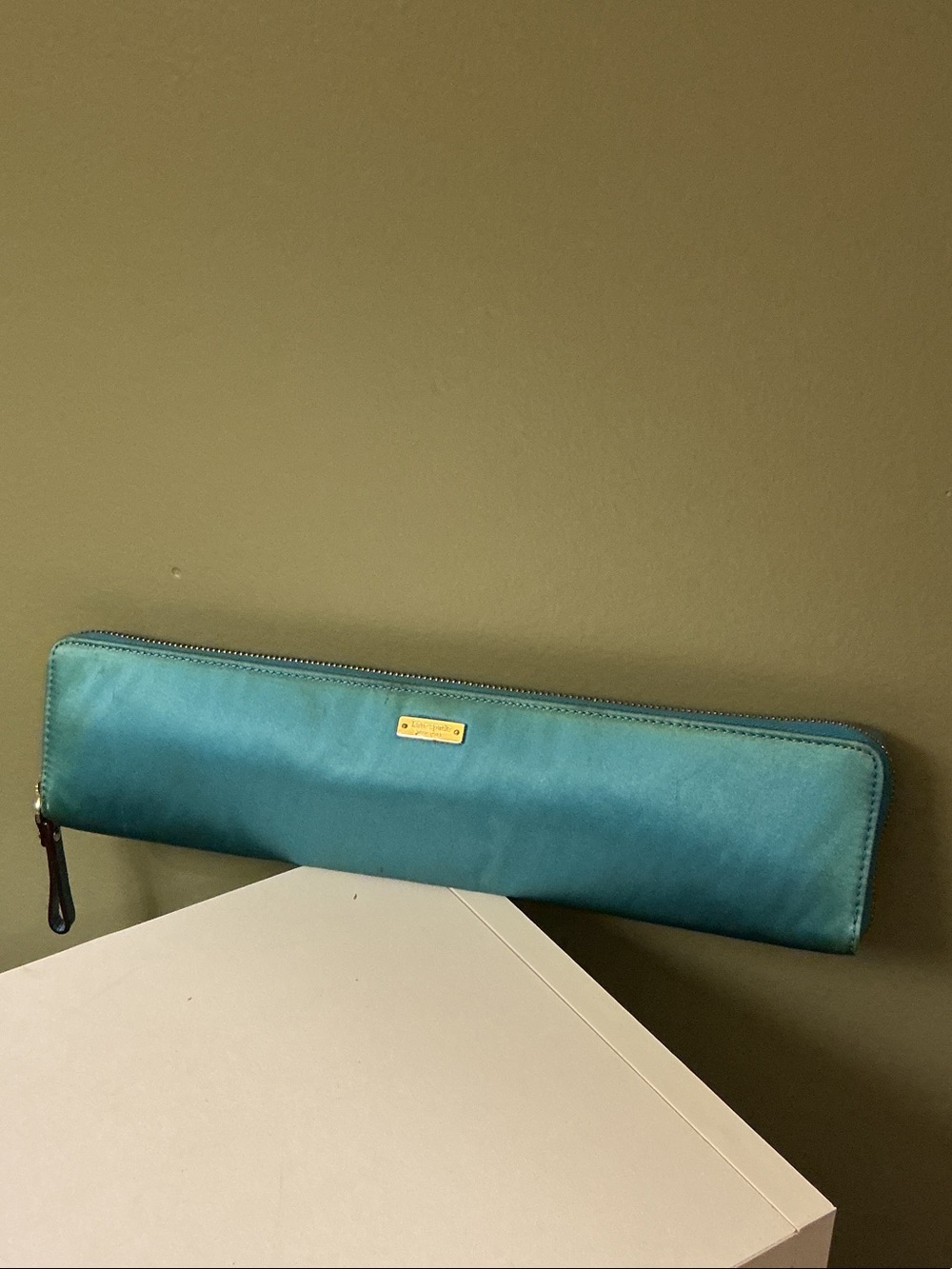 Kate Spade NY Vintage Lella Plaza Elongated Clutch Wallet Turquoise Satin RARE